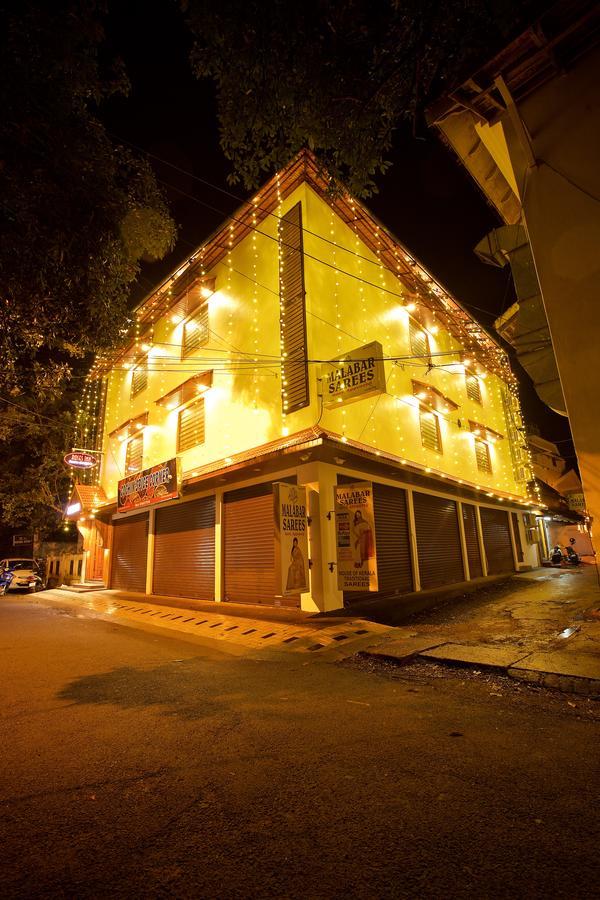 Roses Inn Fortkochi Exterior foto